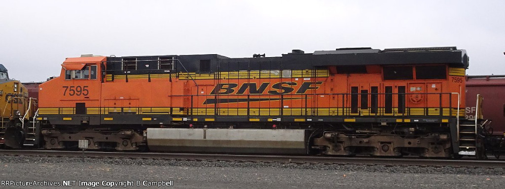 BNSF 7595